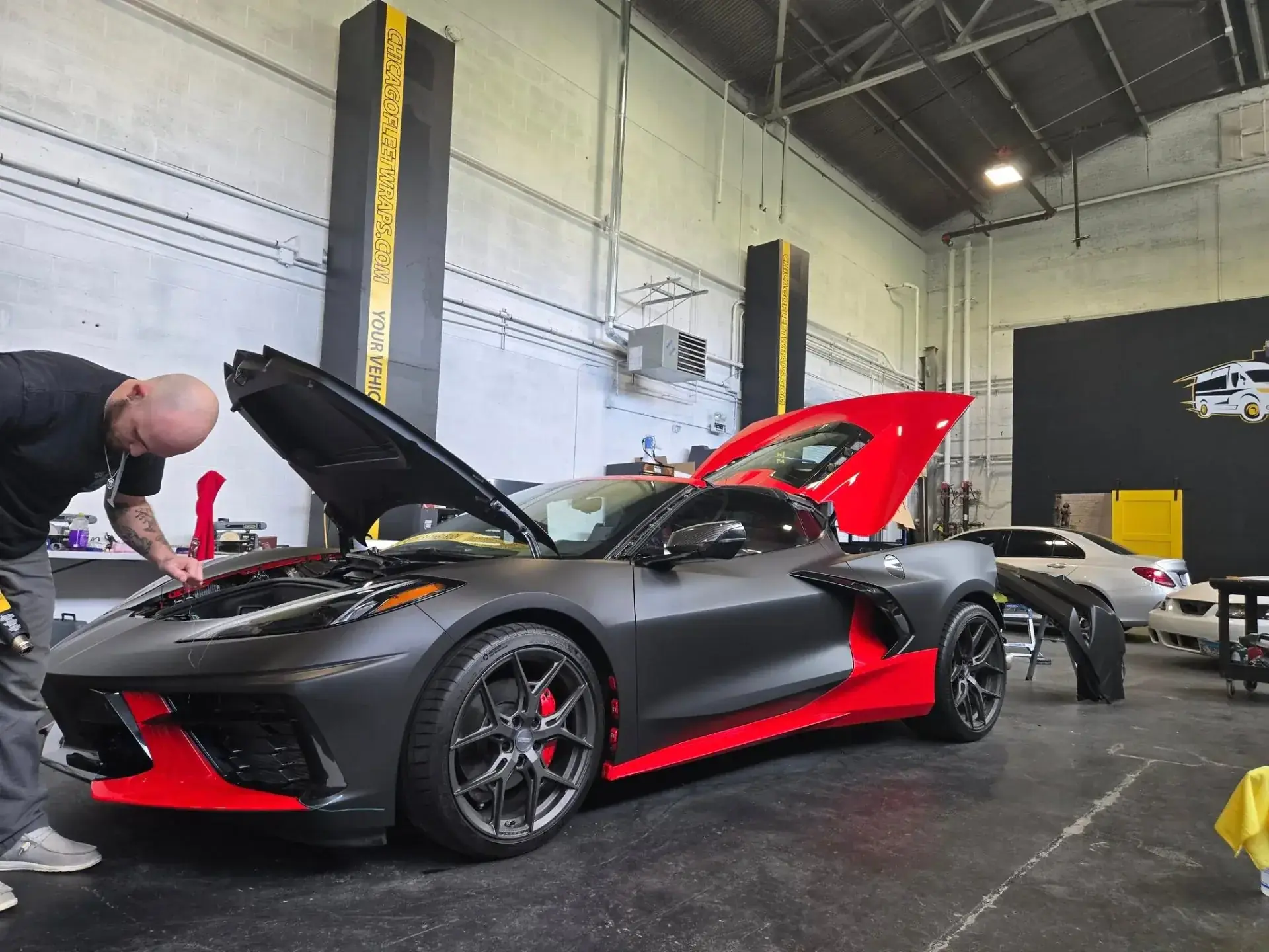 3M vs Avery Dennison: Which Vinyl Wins for Fleet Wraps?