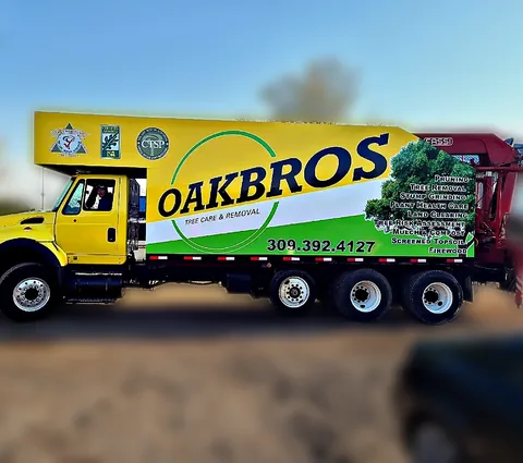 Chicago Oakbros box truck wrap by Chicago Fleet Wraps