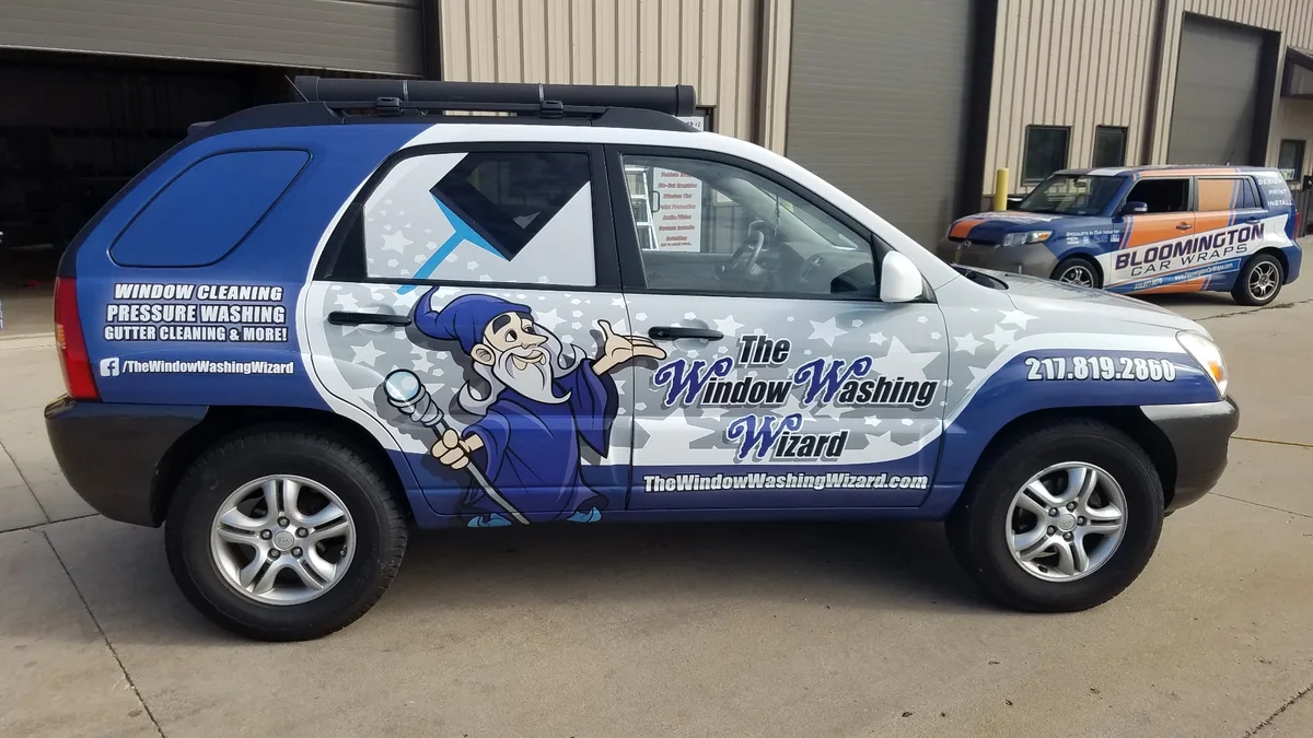 Window Washing Wizard · SUV. Chicago Fleet Wraps