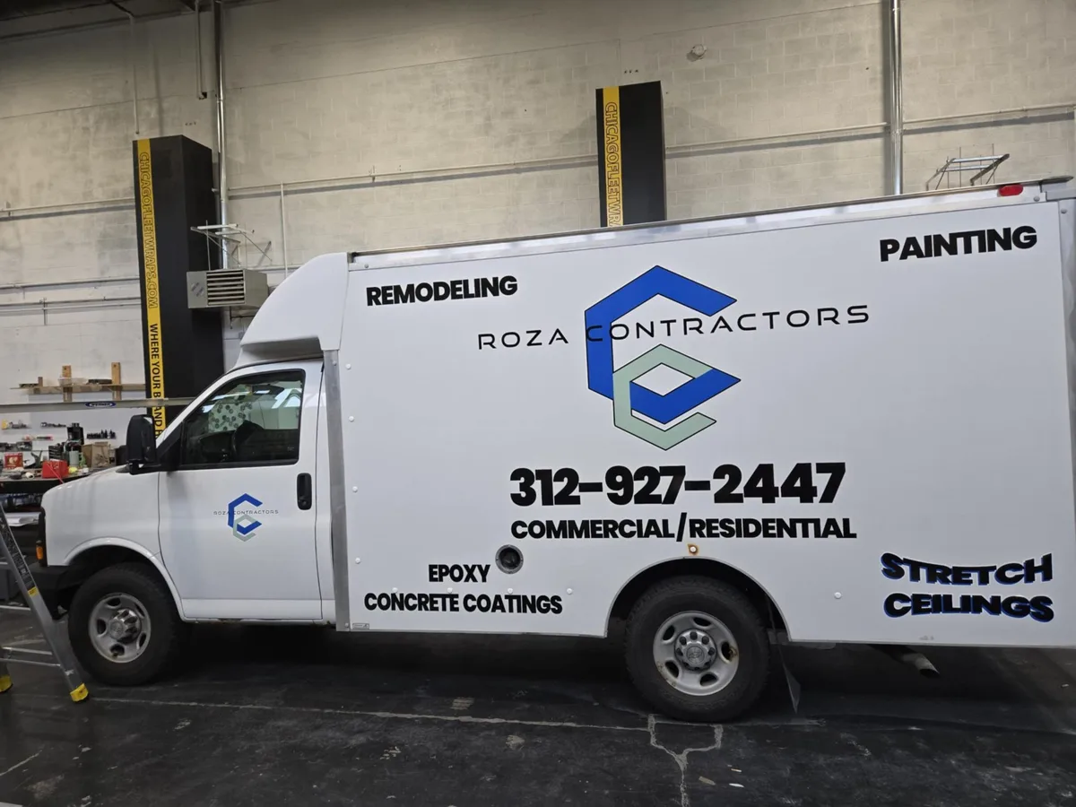 Roza Contractors box truck wrap Chicago